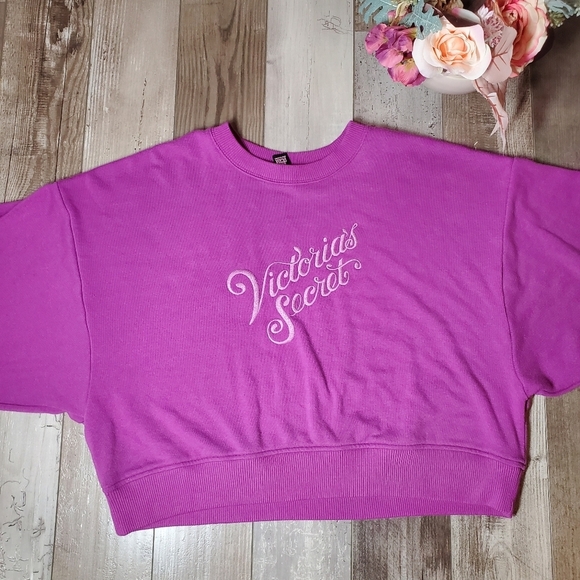 Victoria's Secret Purple Embroidered Crewneck Cropped Sweatshirt Size XL EUC - Picture 10 of 16